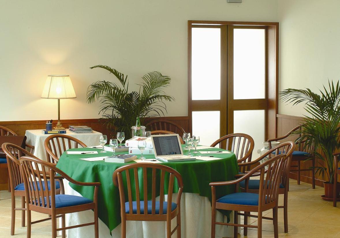 Hotel Maddaloni Tufino ภายนอก รูปภาพ