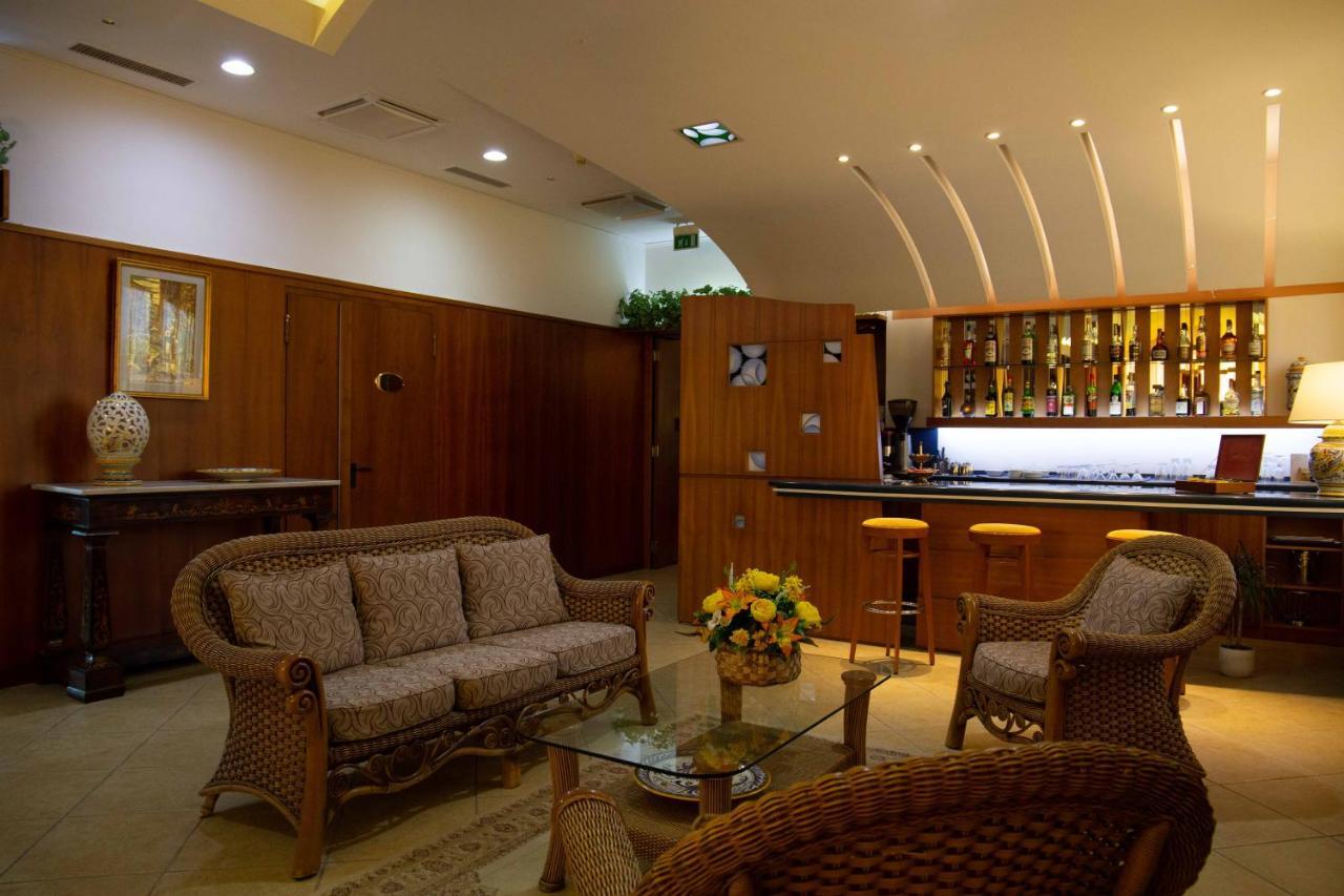 Hotel Maddaloni Tufino ภายนอก รูปภาพ