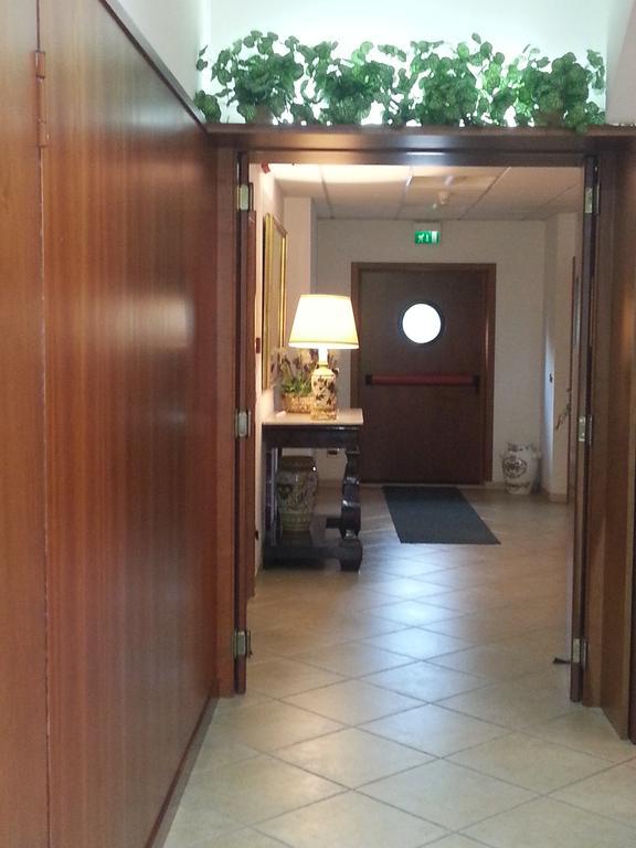 Hotel Maddaloni Tufino ภายนอก รูปภาพ